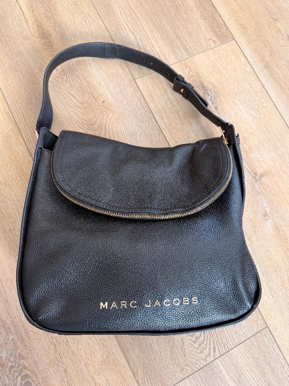 MARK JACOBS Groove Hobo Leather Shoulder Bag